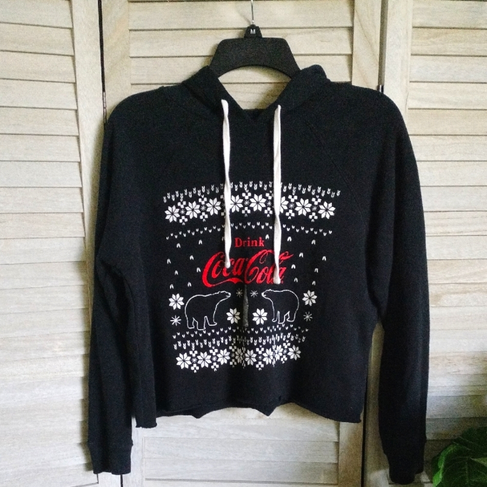 ⚜️ Coca Cola Black Cropped Polar Bear Hoodie